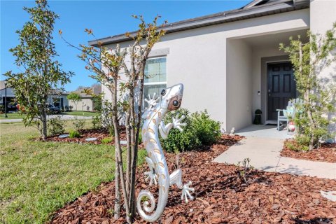 Casa en venta en Spring Hill, Florida, 4 dormitorios, 162.21 m2 № 1585858 - foto 3