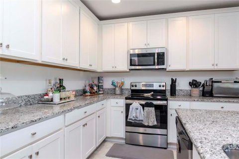 Casa en venta en Spring Hill, Florida, 4 dormitorios, 162.21 m2 № 1585858 - foto 7