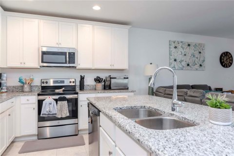 Casa en venta en Spring Hill, Florida, 4 dormitorios, 162.21 m2 № 1585858 - foto 8