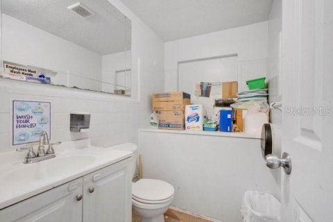 Купить коммерческую недвижимость в Ориндж-Сити, Флорида 559.27м2, № 2204323 - фото 7