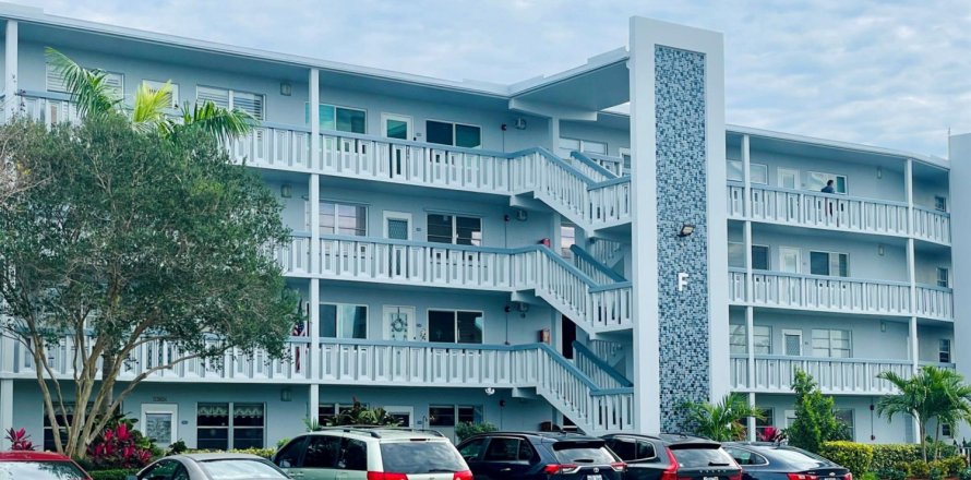 Condo in Deerfield Beach, Florida, 2 bedrooms № 992016