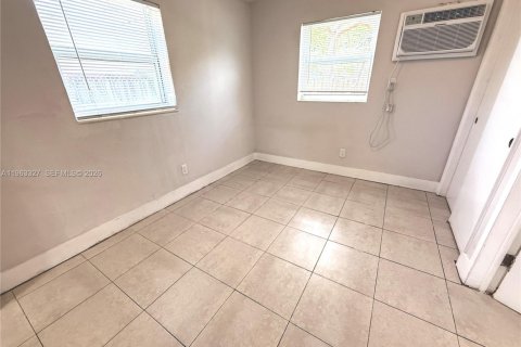 Villa ou maison à louer à Dania Beach, Floride: 1 chambre, 261.8 m2 № 2025177 - photo 5