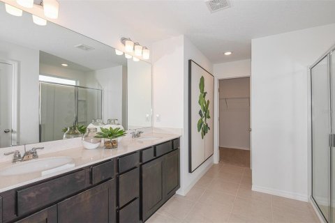 House in Parrish, Florida 5 bedrooms, 242.94 sq.m. № 2210428 - photo 10