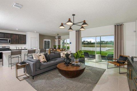 House in Parrish, Florida 5 bedrooms, 242.94 sq.m. № 2210428 - photo 3