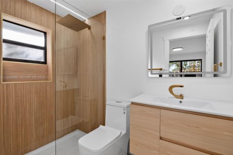 Casa en venta en Pompano Beach, Florida, 3 dormitorios, 121.61 m2 № 1992954 - foto 25