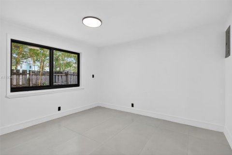 Casa en venta en Pompano Beach, Florida, 3 dormitorios, 121.61 m2 № 1992954 - foto 22