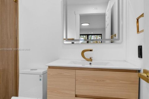 Casa en venta en Pompano Beach, Florida, 3 dormitorios, 121.61 m2 № 1992954 - foto 26