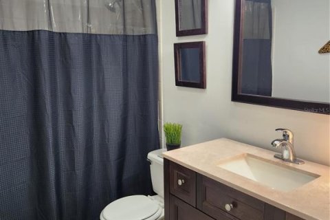 Condo in Tampa, Florida, 1 bedroom № 2210933 - photo 28