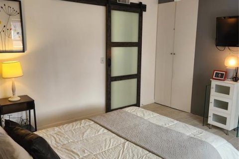 Condo in Tampa, Florida, 1 bedroom № 2210933 - photo 27