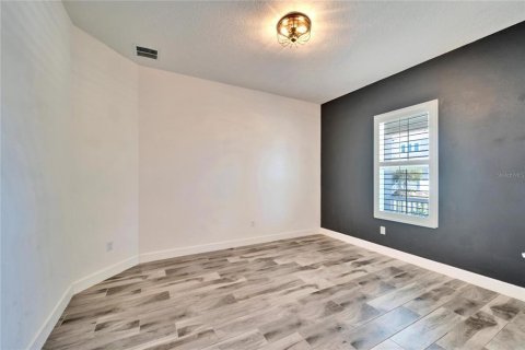House in Apollo Beach, Florida 3 bedrooms, 205.22 sq.m. № 1527490 - photo 18