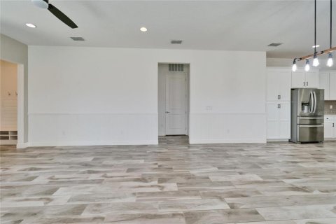House in Apollo Beach, Florida 3 bedrooms, 205.22 sq.m. № 1527490 - photo 10