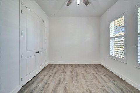 House in Apollo Beach, Florida 3 bedrooms, 205.22 sq.m. № 1527490 - photo 29