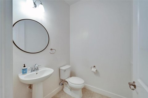 House in Apollo Beach, Florida 3 bedrooms, 205.22 sq.m. № 1527490 - photo 21