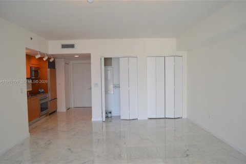 Condominio en alquiler en Miami, Florida, 50.72 m2 № 2027837 - foto 4