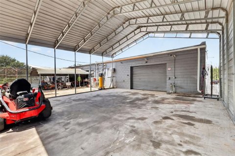 Commercial property in Clermont, Florida 263.84 sq.m. № 2310581 - photo 15