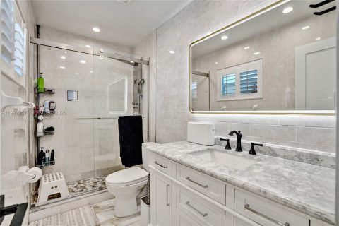 Commercial property in Hollywood, Florida 1 bedroom, 41.81 sq.m. № 2056926 - photo 5