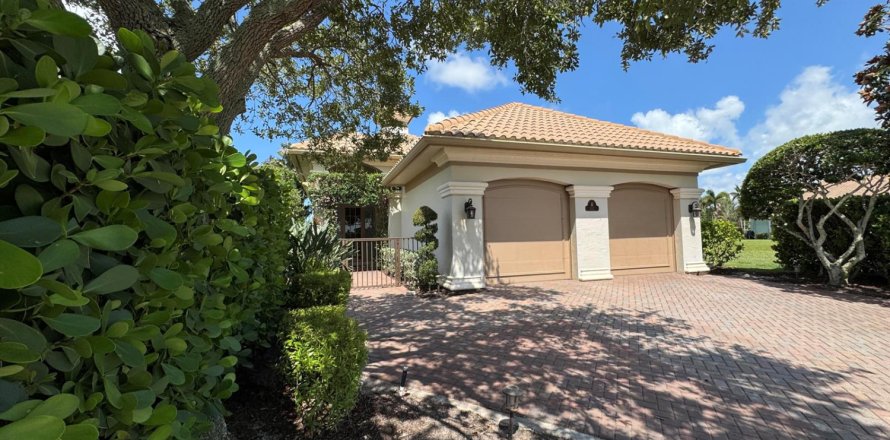 Casa en Port St. Lucie, Florida 3 dormitorios, 185.8 m2 № 2181506