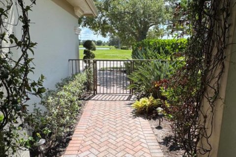 Casa en venta en Port St. Lucie, Florida, 3 dormitorios, 185.8 m2 № 2181506 - foto 4