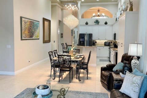 Casa en venta en Port St. Lucie, Florida, 3 dormitorios, 185.8 m2 № 2181506 - foto 9