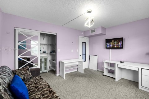 Купить кондоминиум в Коконат Крик, Флорида 2 спальни, 107.4м2, № 2050056 - фото 20