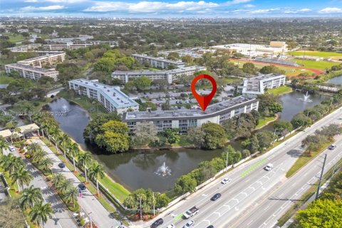 Купить кондоминиум в Коконат Крик, Флорида 2 спальни, 107.4м2, № 2050056 - фото 29