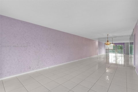 Купить кондоминиум в Коконат Крик, Флорида 2 спальни, 107.4м2, № 2050056 - фото 5