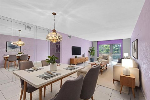 Купить кондоминиум в Коконат Крик, Флорида 2 спальни, 107.4м2, № 2050056 - фото 3