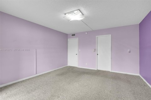 Купить кондоминиум в Коконат Крик, Флорида 2 спальни, 107.4м2, № 2050056 - фото 14