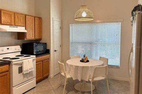 Casa en alquiler en Poinciana, Florida, 2 dormitorios, 116.87 m2 № 2280039 - foto 14