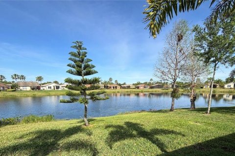 Casa en alquiler en Poinciana, Florida, 2 dormitorios, 116.87 m2 № 2280039 - foto 6