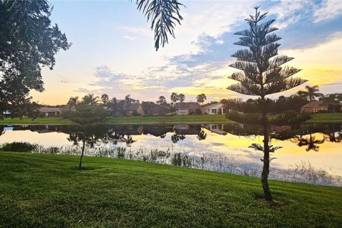 Casa en alquiler en Poinciana, Florida, 2 dormitorios, 116.87 m2 № 2280039 - foto 5