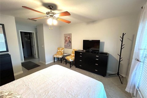 Casa en alquiler en Poinciana, Florida, 2 dormitorios, 116.87 m2 № 2280039 - foto 22