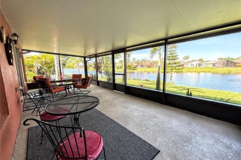 Casa en alquiler en Poinciana, Florida, 2 dormitorios, 116.87 m2 № 2280039 - foto 9
