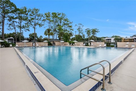 Condo in Orlando, Florida, 2 bedrooms  № 2400135 - photo 22