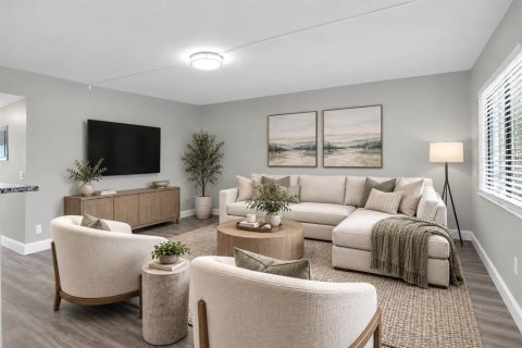 Condo in Orlando, Florida, 2 bedrooms  № 2400135 - photo 7