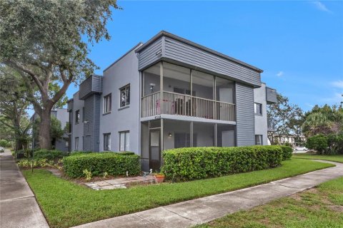 Condo in Orlando, Florida, 2 bedrooms  № 2400135