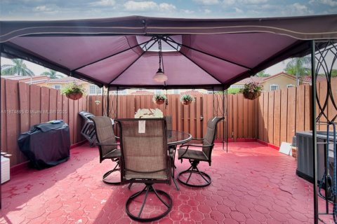 Copropriété à vendre à Miami, Floride: 3 chambres, 140.75 m2 № 1895946 - photo 11