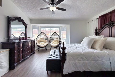 Copropriété à vendre à Miami, Floride: 3 chambres, 140.75 m2 № 1895946 - photo 12