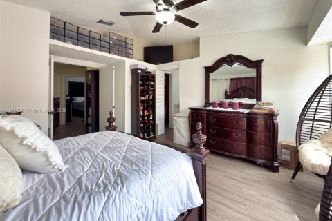 Copropriété à vendre à Miami, Floride: 3 chambres, 140.75 m2 № 1895946 - photo 16