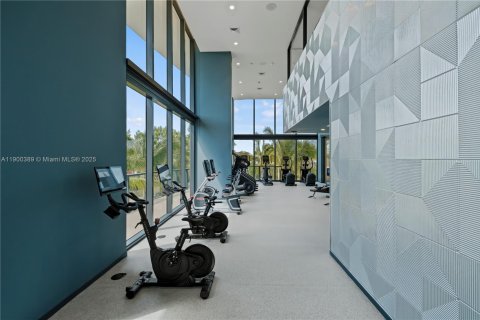 Condominio en alquiler en Hallandale Beach, Florida, 2 dormitorios, 117.43 m2 № 1952693 - foto 15