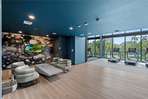 Condominio en alquiler en Hallandale Beach, Florida, 2 dormitorios, 117.43 m2 № 1952693 - foto 13