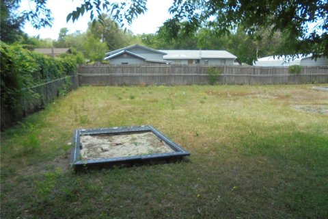 House in Ocala, Florida 2 bedrooms, 93.65 sq.m. № 1743556 - photo 6