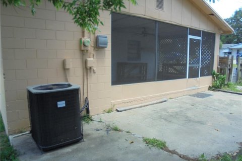 House in Ocala, Florida 2 bedrooms, 93.65 sq.m. № 1743556 - photo 18