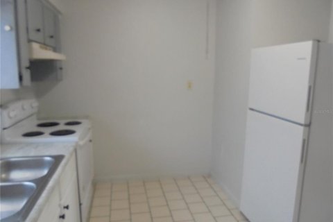 House in Ocala, Florida 2 bedrooms, 93.65 sq.m. № 1743556 - photo 5
