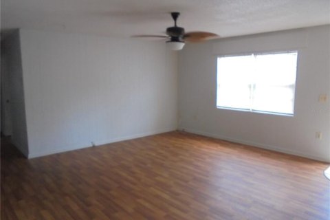 House in Ocala, Florida 2 bedrooms, 93.65 sq.m. № 1743556 - photo 8