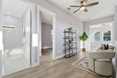 Villa ou maison à vendre à Saint Petersburg, Floride: 4 chambres, 198.44 m2 № 2144890 - photo 10