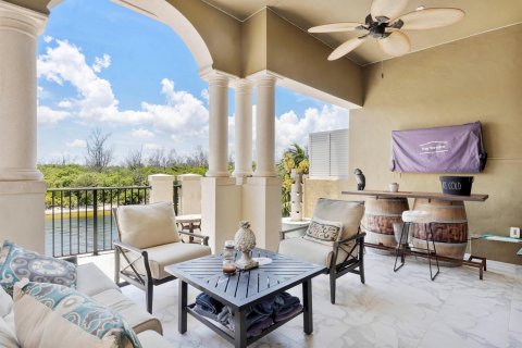 Townhouse in Deerfield Beach, Florida 4 bedrooms, 343.65 sq.m. № 2191067 - photo 5