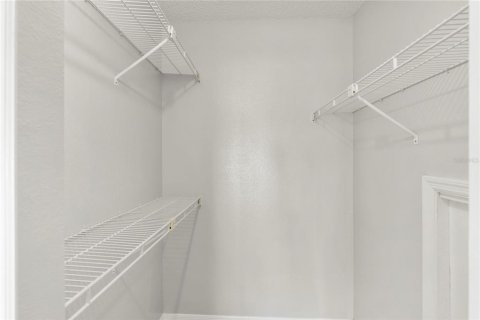 Condo in Kissimmee, Florida, 3 bedrooms  № 2100023 - photo 22