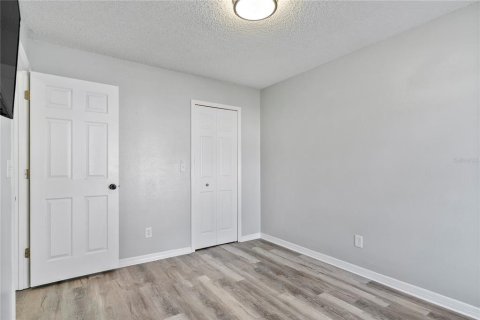 Condo in Kissimmee, Florida, 3 bedrooms  № 2100023 - photo 18