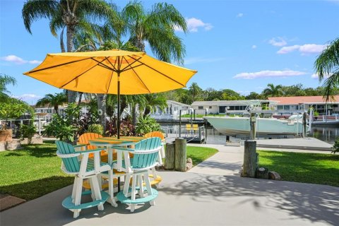 Villa ou maison à vendre à New Port Richey, Floride: 2 chambres, 153.75 m2 № 2396770 - photo 5